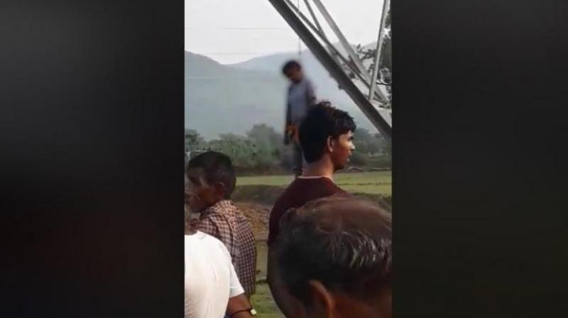 Dulal Kumar, who went missing on Friday, was found hanging by a pole in Dabha village of Purulia's Balarampur. (Facebook | Screengrab | Kailash Vijayvargiya) Dulal Kumar, who went missing on Friday, was found hanging by a pole in Dabha village of Purulia's Balarampur. (Facebook | Screengrab | Kailash Vijayvargiya)