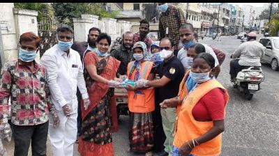 The members of the organisation are providing protective gear, masks and nutritious healthy meals to them. — DC Image