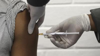 The first Americans to receive a COVID-19 vaccine could get it as soon as December 11 or 12, the White House vaccine czar said on Sunday. (AP)