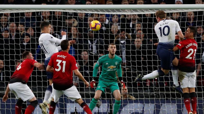 De Gea made 11 saves -- the most saves he has made in a top-flight league match without conceding a goal -- leaving Spurs players holding their heads in disbelief on multiple occasions. (Photo: AFP) De Gea made 11 saves -- the most saves he has made in a top-flight league match without conceding a goal -- leaving Spurs players holding their heads in disbelief on multiple occasions. (Photo: AFP)