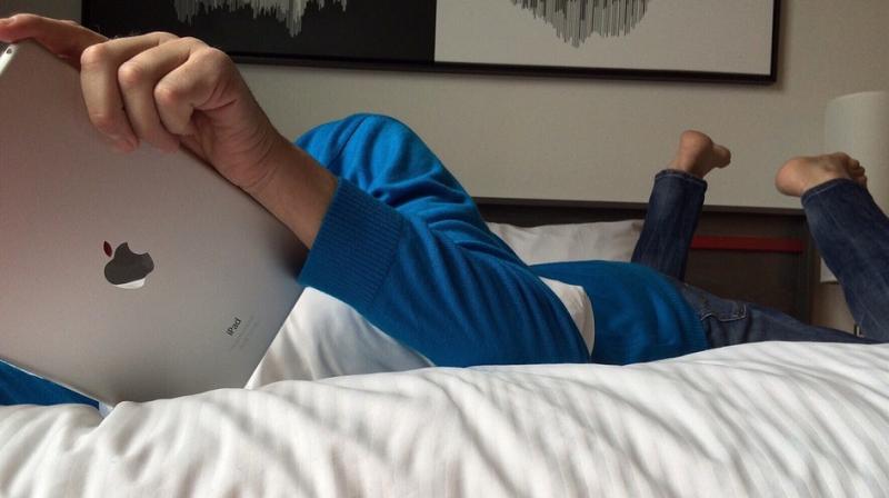 Couples spend more time watching Netflix than having sex