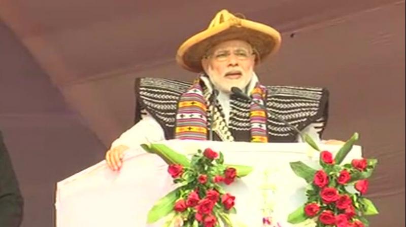 Appreciating Arunachal CM Pema Khandu on the work that he has done for the state, PM said that Khandu had prepared a 'top quality roadmap' on how Arunachal Pradesh should be in 2027. (Photo: ANI/Twitter) Appreciating Arunachal CM Pema Khandu on the work that he has done for the state, PM said that Khandu had prepared a 'top quality roadmap' on how Arunachal Pradesh should be in 2027. (Photo: ANI/Twitter)
