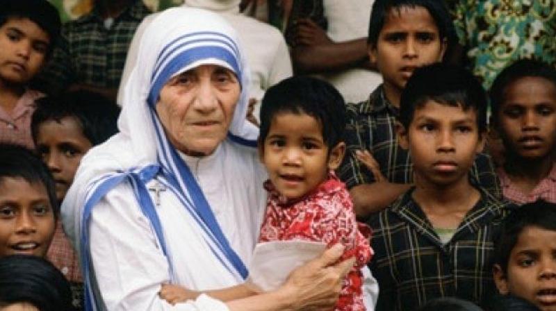Around 4,000 such saris are woven annually and are distributed among nuns all over the world (Photo: AFP) Around 4,000 such saris are woven annually and are distributed among nuns all over the world (Photo: AFP)