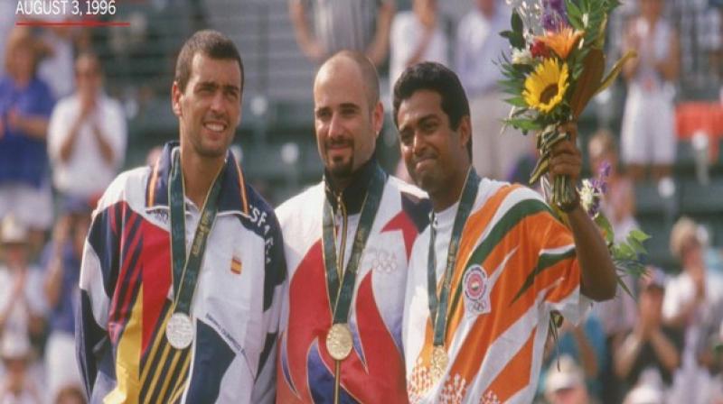 Leander defeated Brazil's Fernando Meligeni 3-6, 6-2, 6-4 before losing to eventual winner and America's Andre Agassi 6-7, 3-6. (Photo: Twitter/Leander Paes) Leander defeated Brazil's Fernando Meligeni 3-6, 6-2, 6-4 before losing to eventual winner and America's Andre Agassi 6-7, 3-6. (Photo: Twitter/Leander Paes)
