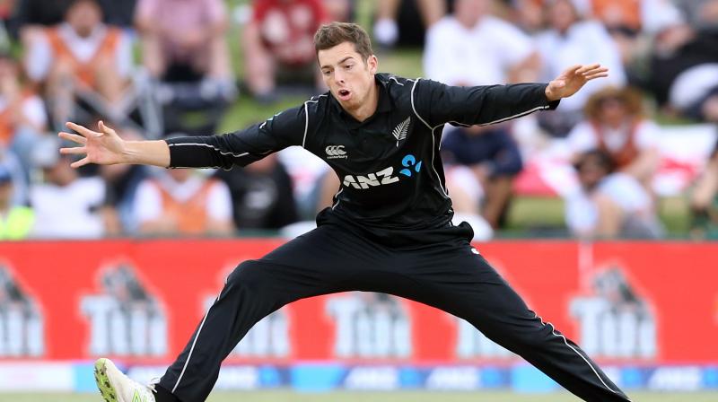 Santner bowled two maiden overs and the Indian batsmen were finding it hard to steal runs from his over (Photo: AFP) Santner bowled two maiden overs and the Indian batsmen were finding it hard to steal runs from his over (Photo: AFP)