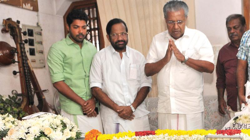 Chief Minister Pinarayi Vijayan offers last respects to late poet Pazhavila Rameshan in Thiruvananthapuram on Friday. —DC Chief Minister Pinarayi Vijayan offers last respects to late poet Pazhavila Rameshan in Thiruvananthapuram on Friday. —DC