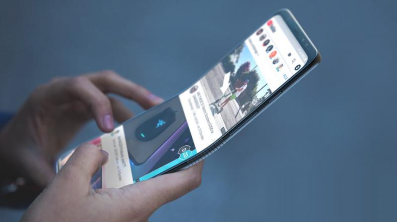 Samsung’s mobile division CEO said “It was time to deliver” on a foldable smartphone. (Photo: nieuwemobiel.nl) Samsung’s mobile division CEO said “It was time to deliver” on a foldable smartphone. (Photo: nieuwemobiel.nl)