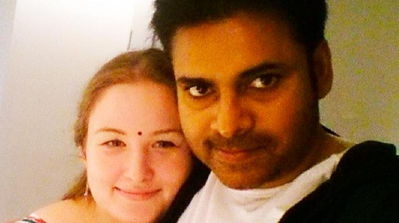 Pawan Kalyan and wife Anna Lezhneva Pawan Kalyan and wife Anna Lezhneva