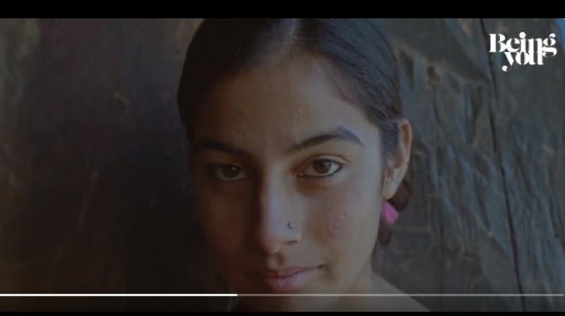 Though not having both hands, Sheetal Devi is pursuing education, climbs trees, shoots arrows and lives life to her full.  X.com