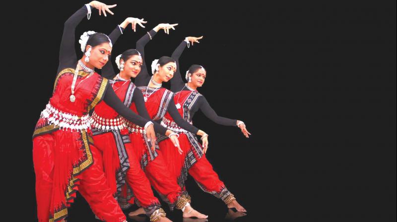 A screen shot of the dance performance A screen shot of the dance performance