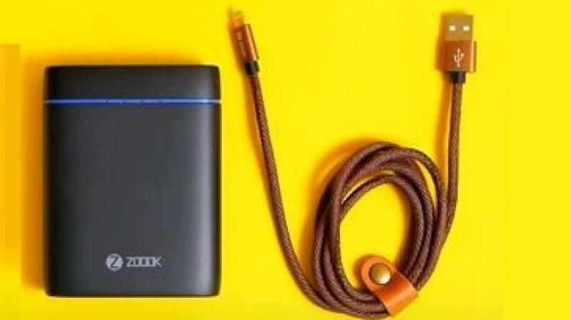 The power bank is currently available at offline mobile stores only at a price of Rs 999. The power bank is currently available at offline mobile stores only at a price of Rs 999.