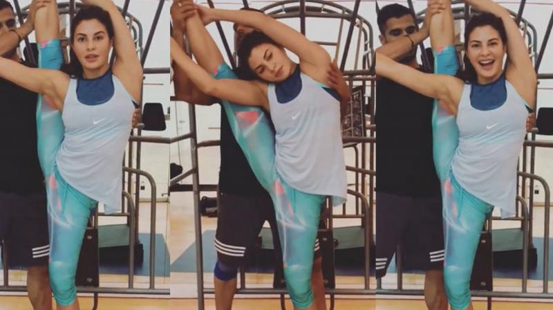 Jacqueline Fernandez doing the perfect split (Courtesy: Instagram) Jacqueline Fernandez doing the perfect split (Courtesy: Instagram)