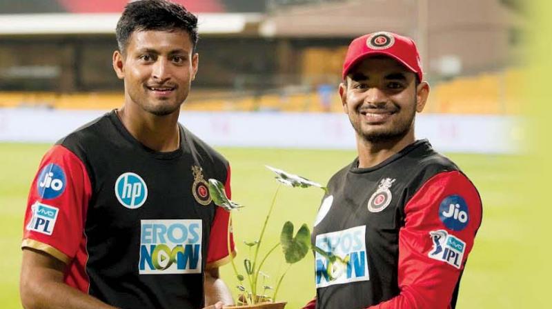 Pavan Deshpande and Aniruddha Joshi, RCB players form Karnataka. Pavan Deshpande and Aniruddha Joshi, RCB players form Karnataka.