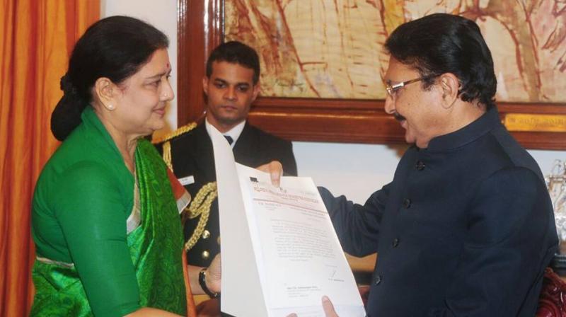 AIADMK general secretary VK Sasikala presents list of MLAs to Governor Ch Vidyasagar Rao. (Photo: DC) AIADMK general secretary VK Sasikala presents list of MLAs to Governor Ch Vidyasagar Rao. (Photo: DC)