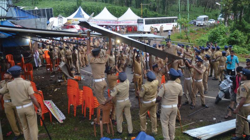 Police removes the temporary pandal of the agitators at Nilakkal on Wednesday. Image: DC Police removes the temporary pandal of the agitators at Nilakkal on Wednesday. Image: DC