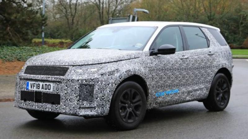 Land Rover is expected to globally debut it in summer 2019 and launch it in India in late 2019. Land Rover is expected to globally debut it in summer 2019 and launch it in India in late 2019.