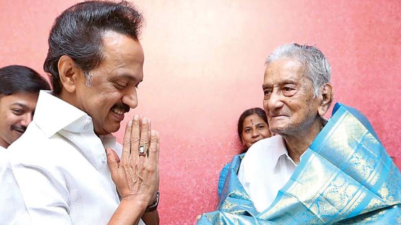 DMK president M. K. Stalin calls on veteran leader N. Sankaraiah on his 98th birthday in Chennai on Monday. (DC) DMK president M. K. Stalin calls on veteran leader N. Sankaraiah on his 98th birthday in Chennai on Monday. (DC)