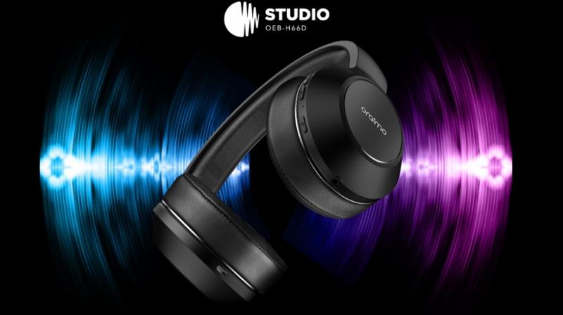 Studio is the perfect everyday companion. Studio is the perfect everyday companion.