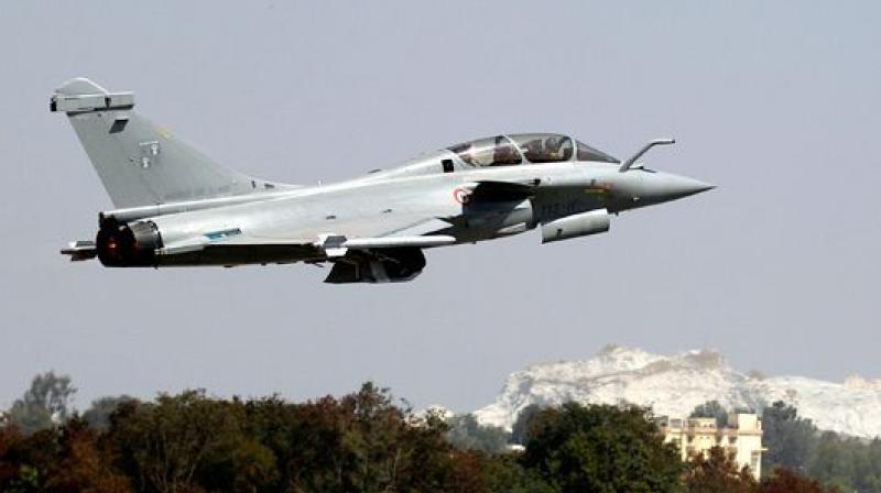 Though small batches of Indian pilots have already trained on the French Air Force planes, the Indian Air Force would train 24 pilots in three different batches till May 2020 for flying the Indian Rafale fighter jets. (Photo: File) Though small batches of Indian pilots have already trained on the French Air Force planes, the Indian Air Force would train 24 pilots in three different batches till May 2020 for flying the Indian Rafale fighter jets. (Photo: File)