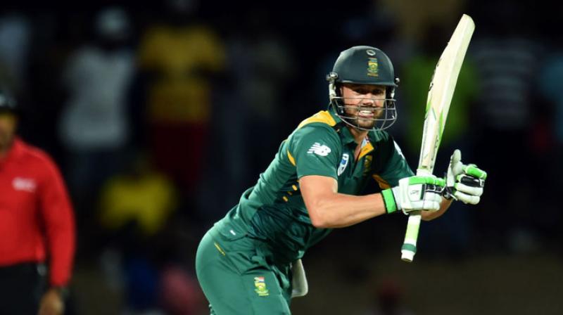 Reflecting on his injury, Cricket South Africa (CSA) confirmed that AB de Villiers would have to undergo fitness test on Saturday to determine his availability for the India clash.(Photo: AFP) Reflecting on his injury, Cricket South Africa (CSA) confirmed that AB de Villiers would have to undergo fitness test on Saturday to determine his availability for the India clash.(Photo: AFP)