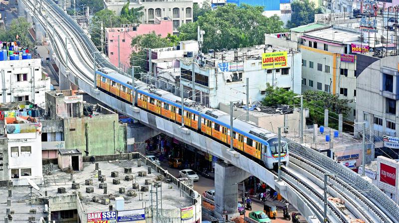 Testing of the Metro train began on Tuesday afternoon. One of the trains seen coming from Ameerpet to Secunderabad, the second train was being tested from Nagole to Secunderabad. At Secunderabad, both the trains halted on the tracks, as the signalling process was being tested near Railway Quarters. (Photo: DC) Testing of the Metro train began on Tuesday afternoon. One of the trains seen coming from Ameerpet to Secunderabad, the second train was being tested from Nagole to Secunderabad. At Secunderabad, both the trains halted on the tracks, as the signalling process was being tested near Railway Quarters. (Photo: DC)