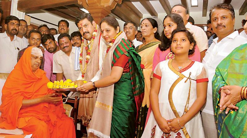 Bengaluru: In Twitter war, CM Siddaramaiah and BJP trade charges - over lemons Bengaluru: In Twitter war, CM Siddaramaiah and BJP trade charges - over lemons