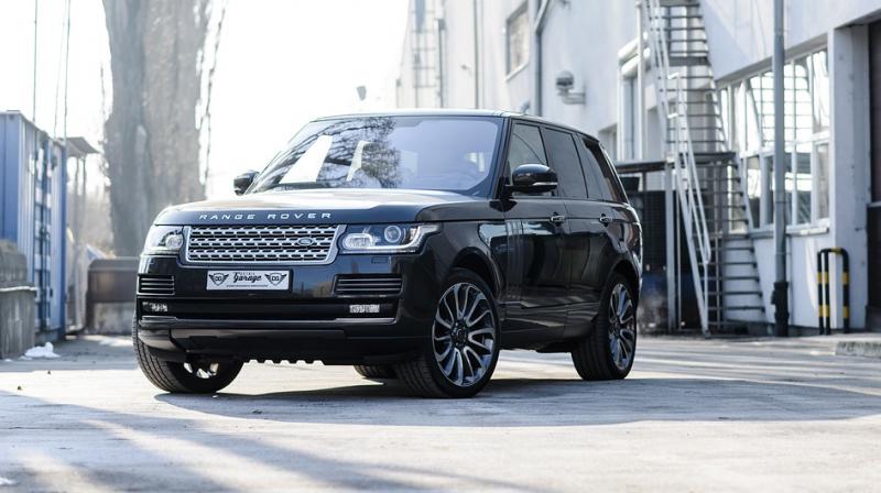 The pair admitted stealing the £75,000 Range Rover and both received suspended prison sentences at Warwick Crown Court. (Photo: Pixabay) The pair admitted stealing the £75,000 Range Rover and both received suspended prison sentences at Warwick Crown Court. (Photo: Pixabay)