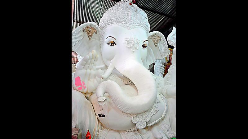 Laxmi Narayan’s idol of the year — the blinking Ganesha. Laxmi Narayan’s idol of the year — the blinking Ganesha.