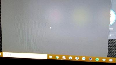 Instead of a search results appearing, a large black box was seen. (Photo: @Stingintv)