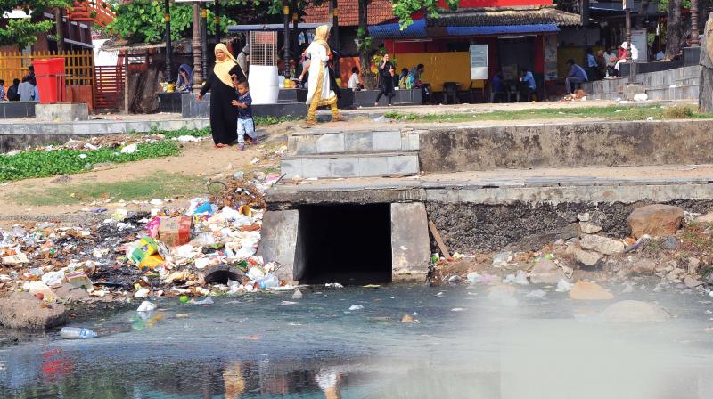 Waste water with filth and dirt of Government General Hospital flow into the sea at Kozhikode beach. (Photo: DC) Waste water with filth and dirt of Government General Hospital flow into the sea at Kozhikode beach. (Photo: DC)