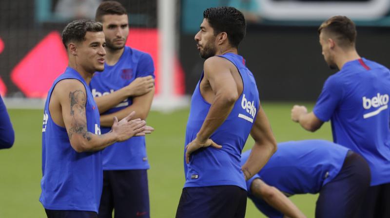 Former Liverpool forward Philippe Coutinho has distanced himself from a move to Tottenham -- he was also linked with Arsenal -- and with the transfer window in England closing Thursday, the chances of the 27 year-old returning to England appear slim. (Photo:AFP) Former Liverpool forward Philippe Coutinho has distanced himself from a move to Tottenham -- he was also linked with Arsenal -- and with the transfer window in England closing Thursday, the chances of the 27 year-old returning to England appear slim. (Photo:AFP)