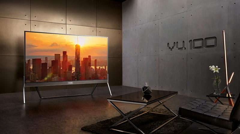 It comes with 8 Dolby-certified JBL speakers and woofer, providing 2000 watts of surround sound. It comes with 8 Dolby-certified JBL speakers and woofer, providing 2000 watts of surround sound.
