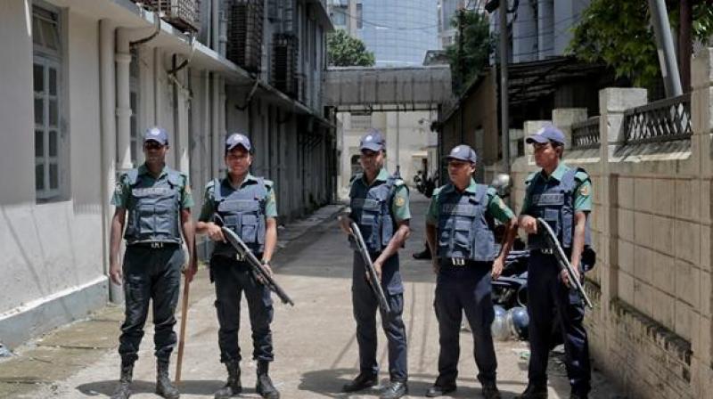 Police's elite counter terrorism unit on Saturday laid siege to a three-storey building where heavily-armed militants, belonging to a Islamist group behind the July 1 terror attack, are holed up. (Photo: Representational Image/AP) Police's elite counter terrorism unit on Saturday laid siege to a three-storey building where heavily-armed militants, belonging to a Islamist group behind the July 1 terror attack, are holed up. (Photo: Representational Image/AP)