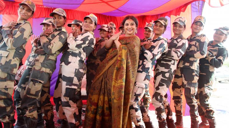The 'Tumhari Sulu' star lives up to the film’s tag-line “Main Kar Sakti Hai” with women soldiers. The 'Tumhari Sulu' star lives up to the film’s tag-line “Main Kar Sakti Hai” with women soldiers.