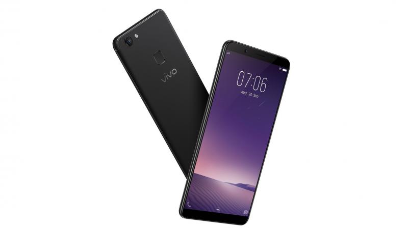 On the connectivity front, the device offers 4G VoLTE, Wi-Fi, Bluetooth v4.2, GPS/ A-GPS, Micro-USB, 3.5mm audio jack, and FM radio. The smartphone draws power from a 3225mAh battery. On the connectivity front, the device offers 4G VoLTE, Wi-Fi, Bluetooth v4.2, GPS/ A-GPS, Micro-USB, 3.5mm audio jack, and FM radio. The smartphone draws power from a 3225mAh battery.