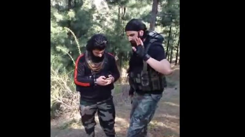 Hizbul commander Sabzar Bhat (R) (Photo: DC) Hizbul commander Sabzar Bhat (R) (Photo: DC)
