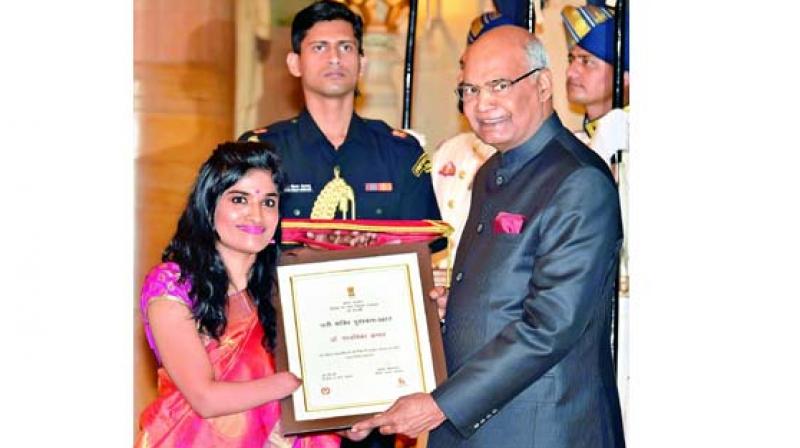 Malvika receiving the Nari Shakti Puraskar from President Ram Nath Kovind Malvika receiving the Nari Shakti Puraskar from President Ram Nath Kovind