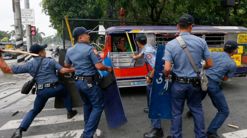The drug killings have been widely criticized by Western governments and human rights groups that have called for an end to what they suspect were extrajudicial killings related to the anti-drug campaign. (Photo: AP) The drug killings have been widely criticized by Western governments and human rights groups that have called for an end to what they suspect were extrajudicial killings related to the anti-drug campaign. (Photo: AP)