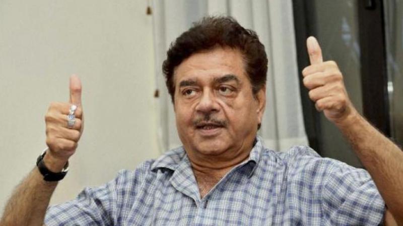 Notwithstanding his differences with BJP, Shatrughan Sinha said that he will not change his constituency in the coming Lok Sabha election. (Photo: File) Notwithstanding his differences with BJP, Shatrughan Sinha said that he will not change his constituency in the coming Lok Sabha election. (Photo: File)