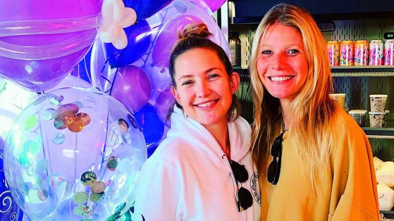 Kate Hudson (L) with Gwyneth Paltrow Kate Hudson (L) with Gwyneth Paltrow