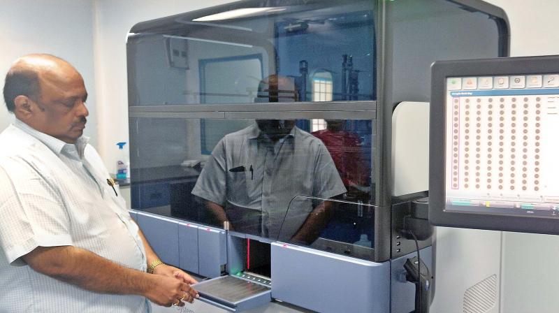 Dr.N.Rajakumar, Professor and Head, Department of transfusion medicine, Government Stanley medical college and hospital explains the working of ID-NAT at Stanley. Dr.N.Rajakumar, Professor and Head, Department of transfusion medicine, Government Stanley medical college and hospital explains the working of ID-NAT at Stanley.