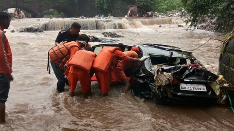 School and colleges will remain shut in five Tehsils as death toll due to floods following heavy rains mounted to seven in Pune on Thursday. (Photo: ANI) School and colleges will remain shut in five Tehsils as death toll due to floods following heavy rains mounted to seven in Pune on Thursday. (Photo: ANI)