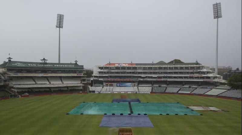 Match officials waited just after the scheduled tea break in the afternoon to start the play but continues rain did not allow the play to start on the third day .. (Photo: AP) Match officials waited just after the scheduled tea break in the afternoon to start the play but continues rain did not allow the play to start on the third day .. (Photo: AP)