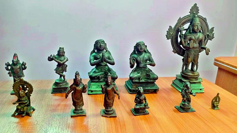The Kakatiya era Panchaloha idols stolen from the Ramalayam temple was recovered by the police. The Kakatiya era Panchaloha idols stolen from the Ramalayam temple was recovered by the police.