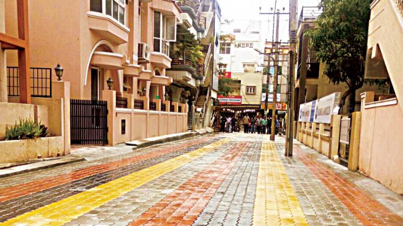 A road with paver blocks in Yediyur ward. A road with paver blocks in Yediyur ward.