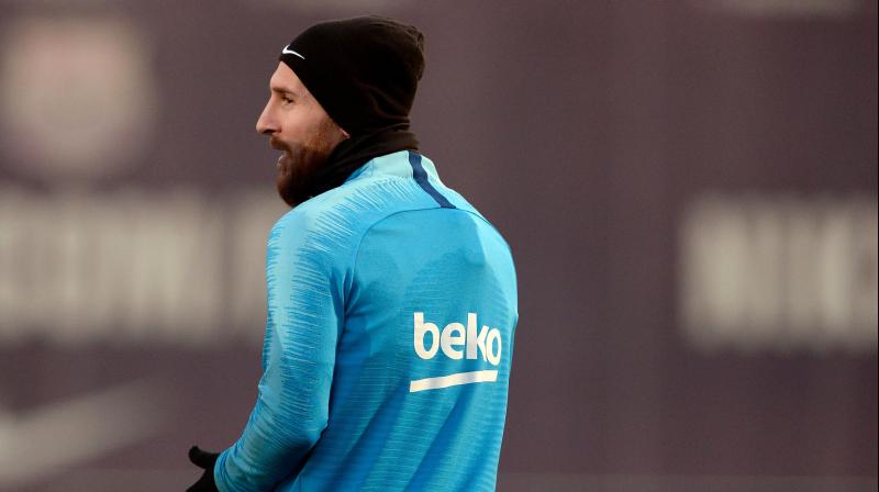 Messi returned to training before the first leg at the Camp Nou, despite feeling discomfort in his thigh during Barca's draw with Valencia. (Photo: AFP) Messi returned to training before the first leg at the Camp Nou, despite feeling discomfort in his thigh during Barca's draw with Valencia. (Photo: AFP)