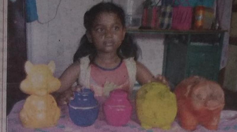 Anupriya from Villupuram has decided to give away about Rs 9000 of her savings, done over the last 4 years, after coming across TV visuals of the deluge in Kerala. (Photo: Twitter Screengrab | @Ethirajans) Anupriya from Villupuram has decided to give away about Rs 9000 of her savings, done over the last 4 years, after coming across TV visuals of the deluge in Kerala. (Photo: Twitter Screengrab | @Ethirajans)
