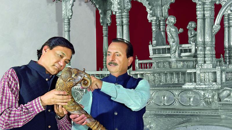 Bejewelled art Rajiv Arora and Rajesh Ajmera conceived and established the newly unveiled Amrapali Museum in Jaipur — a conscientiously curated and artistically displayed collection of priceless, pan-Indian heritage jewellery. Bejewelled art Rajiv Arora and Rajesh Ajmera conceived and established the newly unveiled Amrapali Museum in Jaipur — a conscientiously curated and artistically displayed collection of priceless, pan-Indian heritage jewellery.