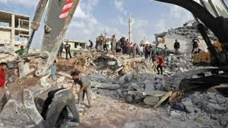 Rescue workers were still searching under the rubble for survivors. (Photo: AFP) Rescue workers were still searching under the rubble for survivors. (Photo: AFP)