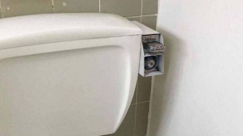 The tenant posted the his issue on Reddit to ask if what his landlord was doing was legal. (Photo: Reddit) The tenant posted the his issue on Reddit to ask if what his landlord was doing was legal. (Photo: Reddit)